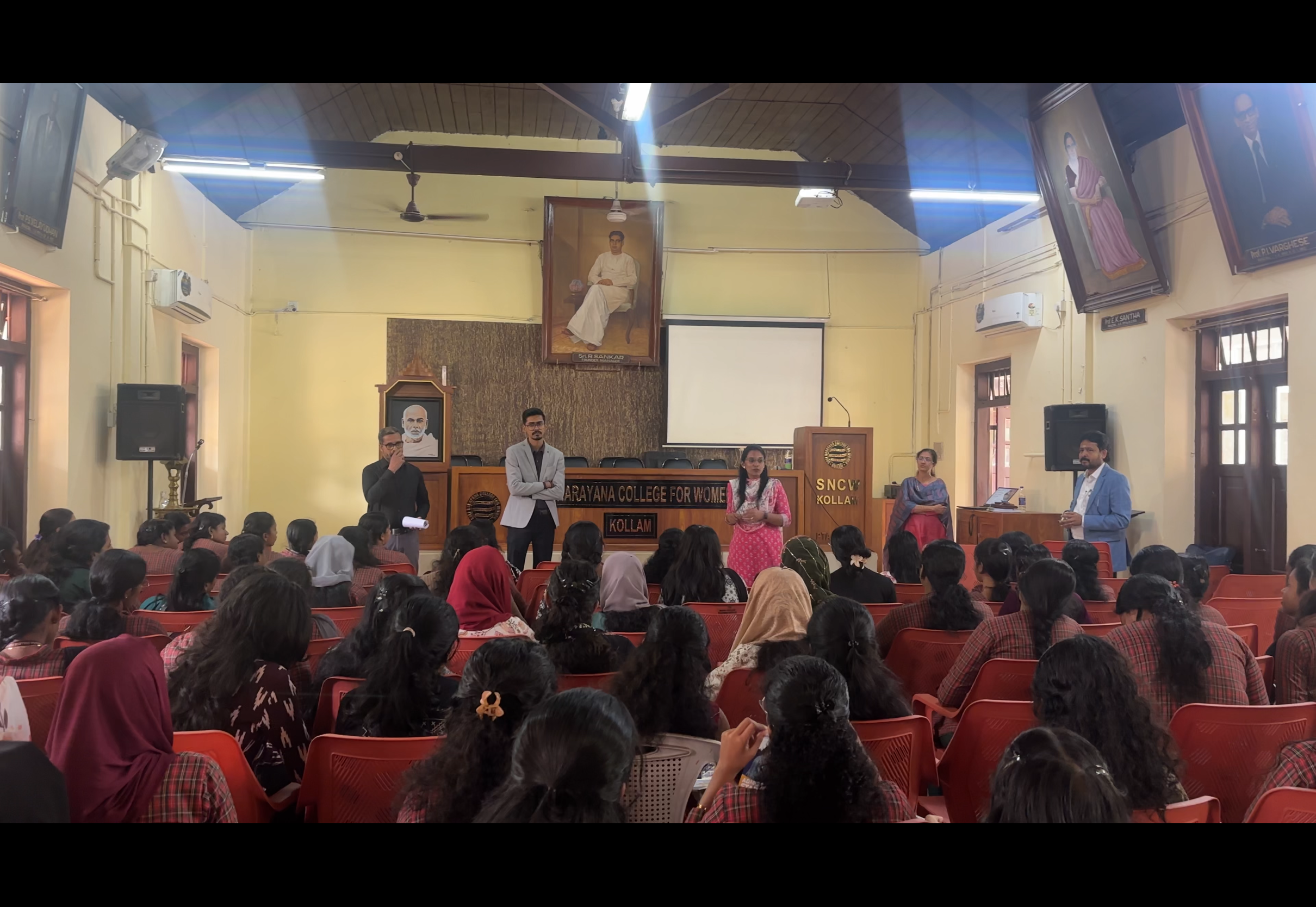 Seminar at SN College – photo 13